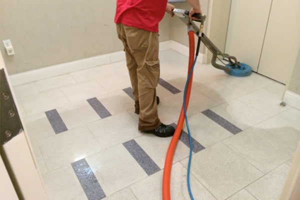 hotel tile cleaning